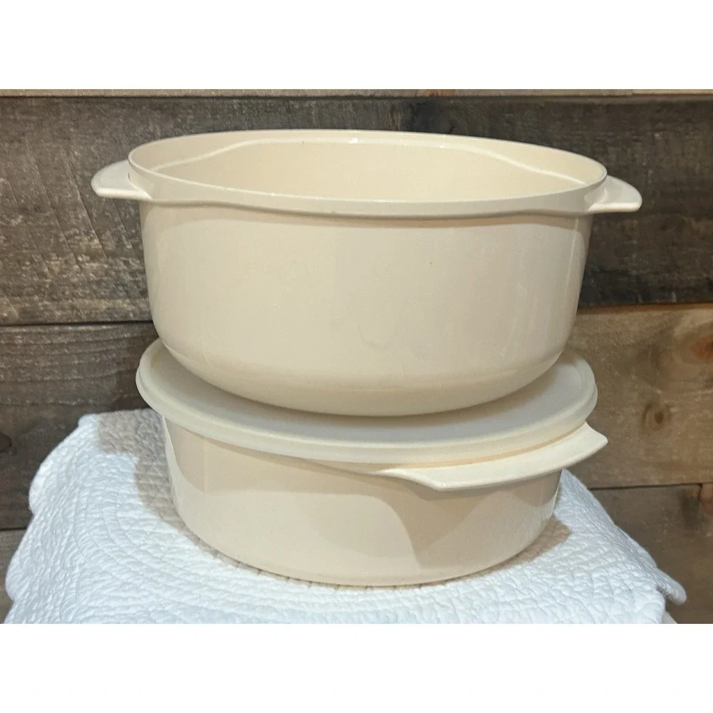 Tupperware Stack Cooker 3 Qt‎ Bowl & Seal Plus Strainer Colander Almond